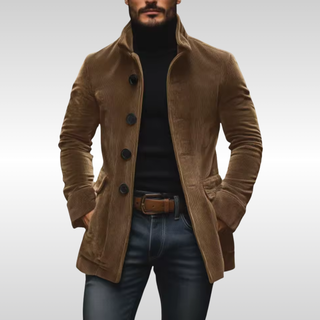 Veste en velours côtelé Danoir Paris™ de couleur marron avec col montant et boutons, portée sur un mannequin.