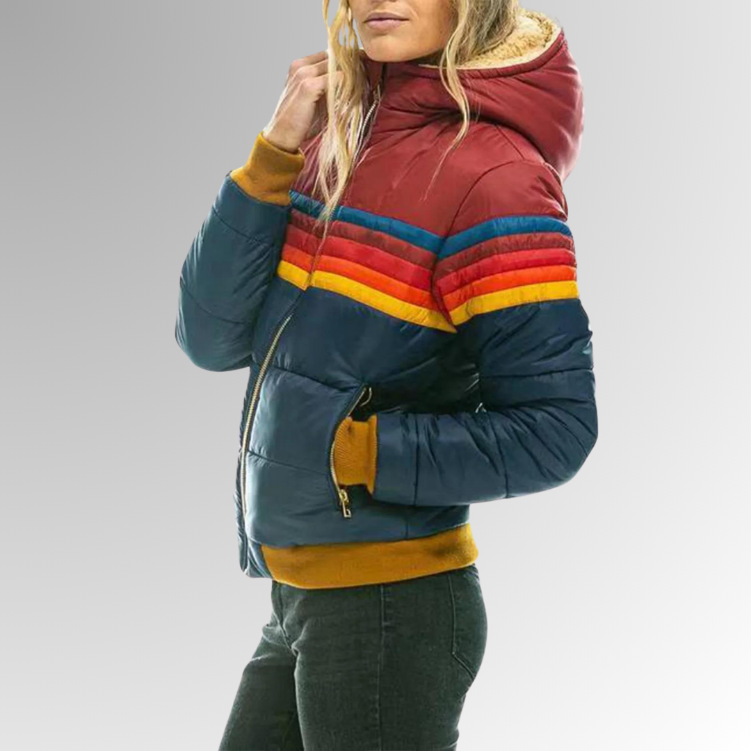 Veste de pluie imperméable Mia de Danoir Paris, veste bleue marine pour femmes, coupe ajustée et capuche.
