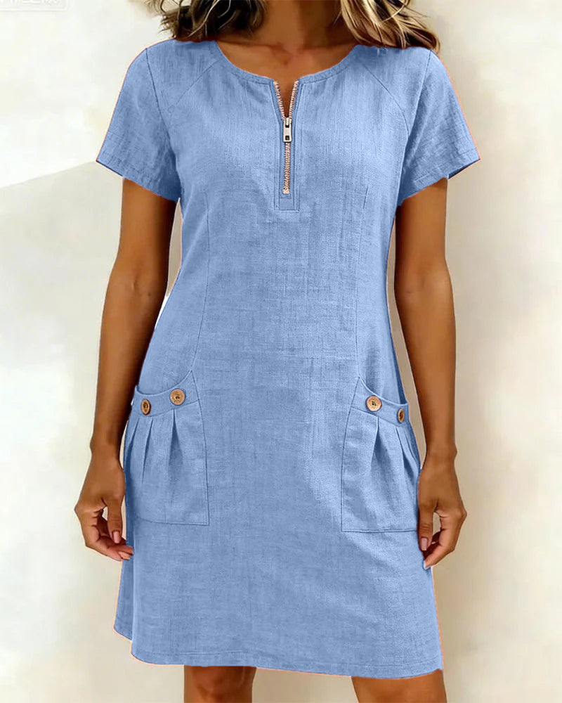 Robe Lina™ Danoir Paris en tissu léger, coupe élégante avec manches longues et décolleté en V, idéale pour un style naturel.
