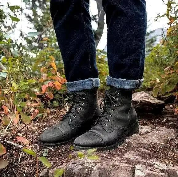 Chaussures en cuir marron Jason™ de Danoir Paris, pointure 38, avec design élégant et finition soignée.
