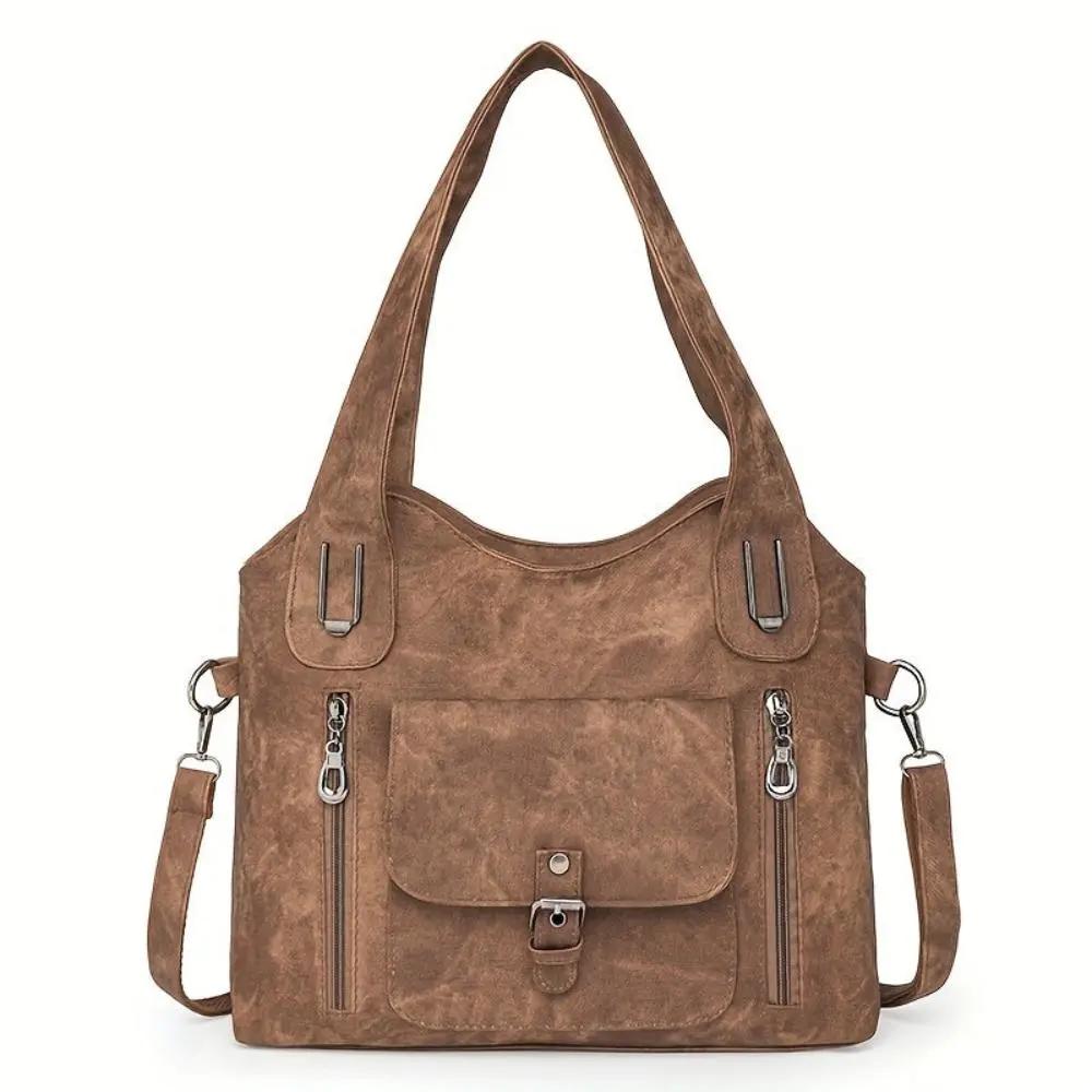 Sac à bandoulière Cecilia de Danoir Paris en cuir marron, élégant et intemporel, avec finition soignée et détails sophistiqués.