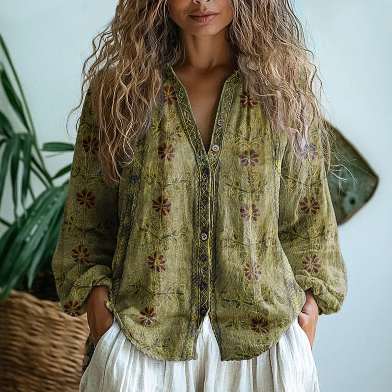 Chemise élégante vintage Danoir Paris Brianna avec imprimé floral, couleur violette, détails sophistiqués et style classique.