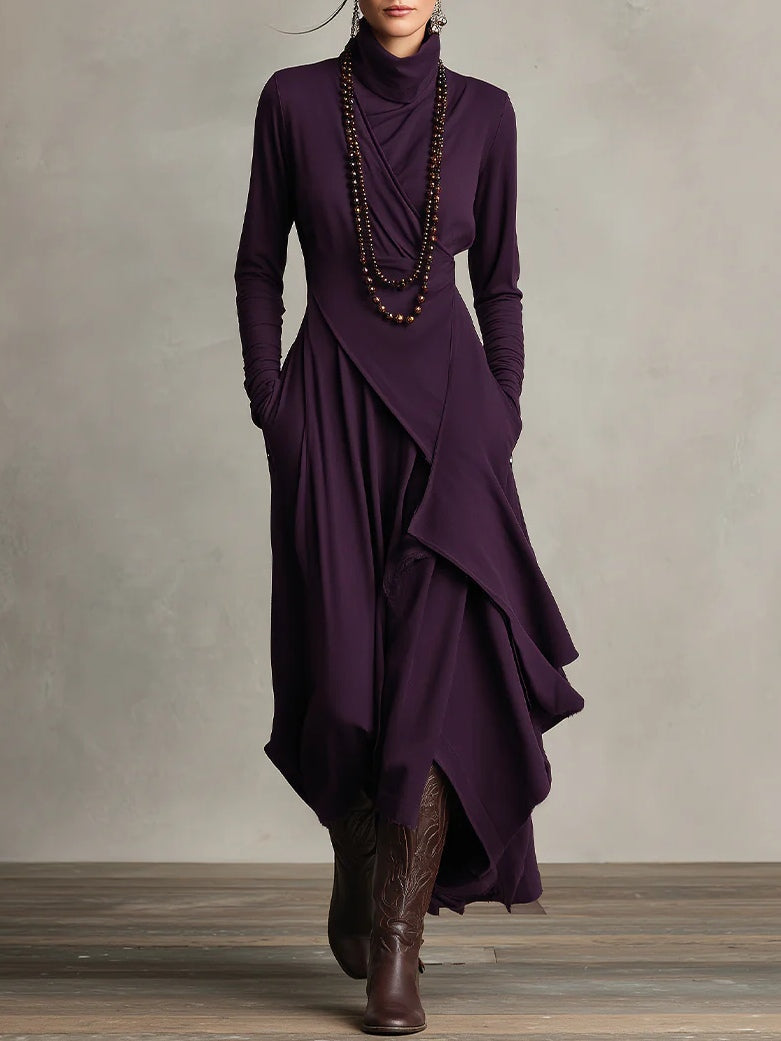 Robe maxi tunique asymétrique noire Patrizia par Danoir Paris portée par mannequin.