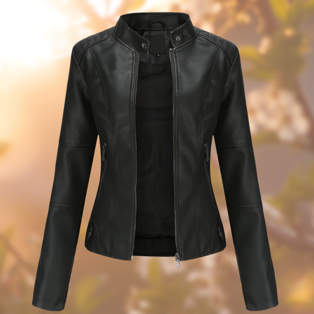 Veste en cuir noire Danoir Paris Amora, élégante avec détails sophistiqués, portée sur un mannequin.