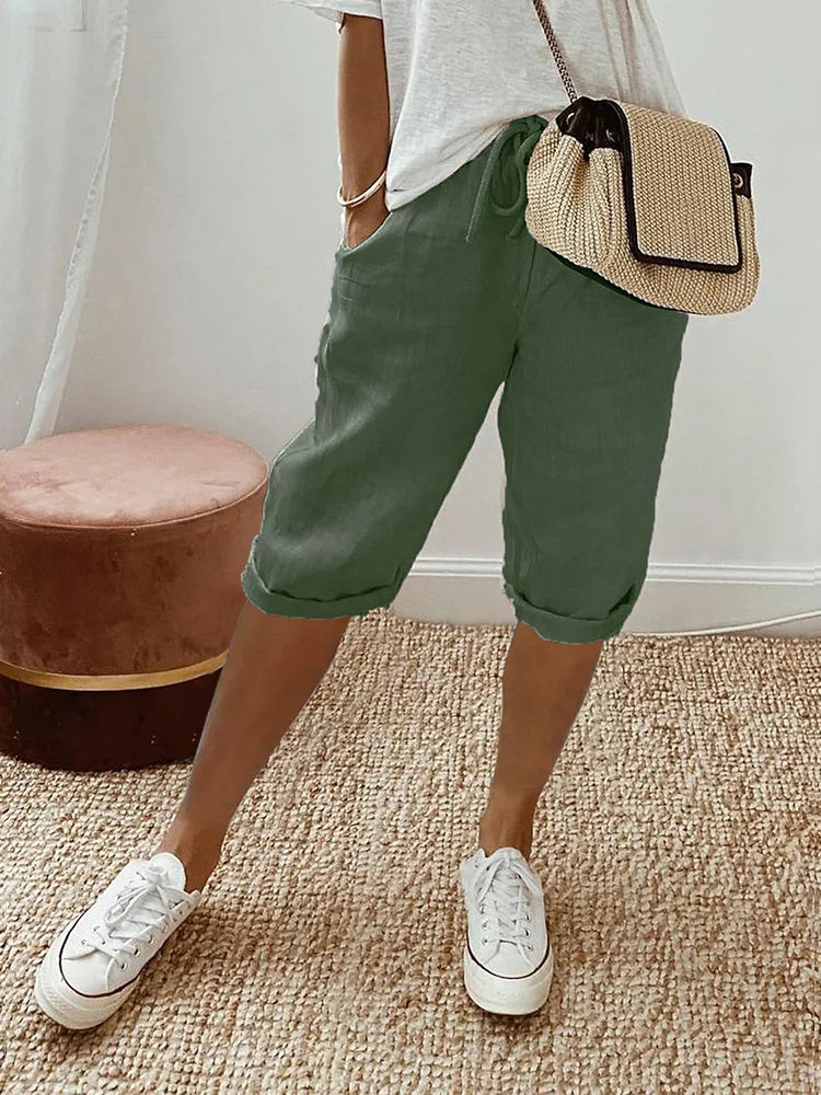 Shorts en coton pour femmes Danoir Paris avec motif paisley noir, tissu léger et confortable, parfait pour l'été.