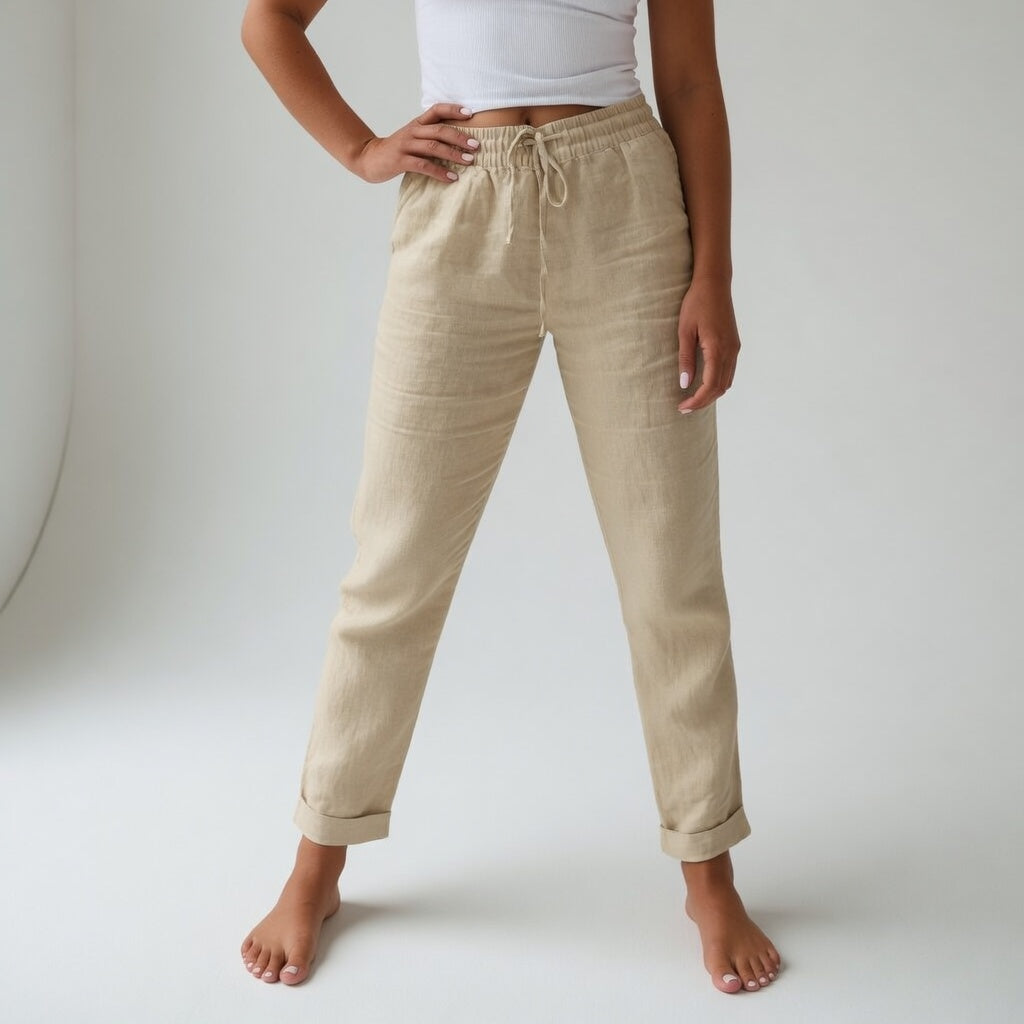 Pantalon pour femmes Albertine™ en coton fluide de couleur kaki, confort naturel, style décontracté, marque Danoir Paris.