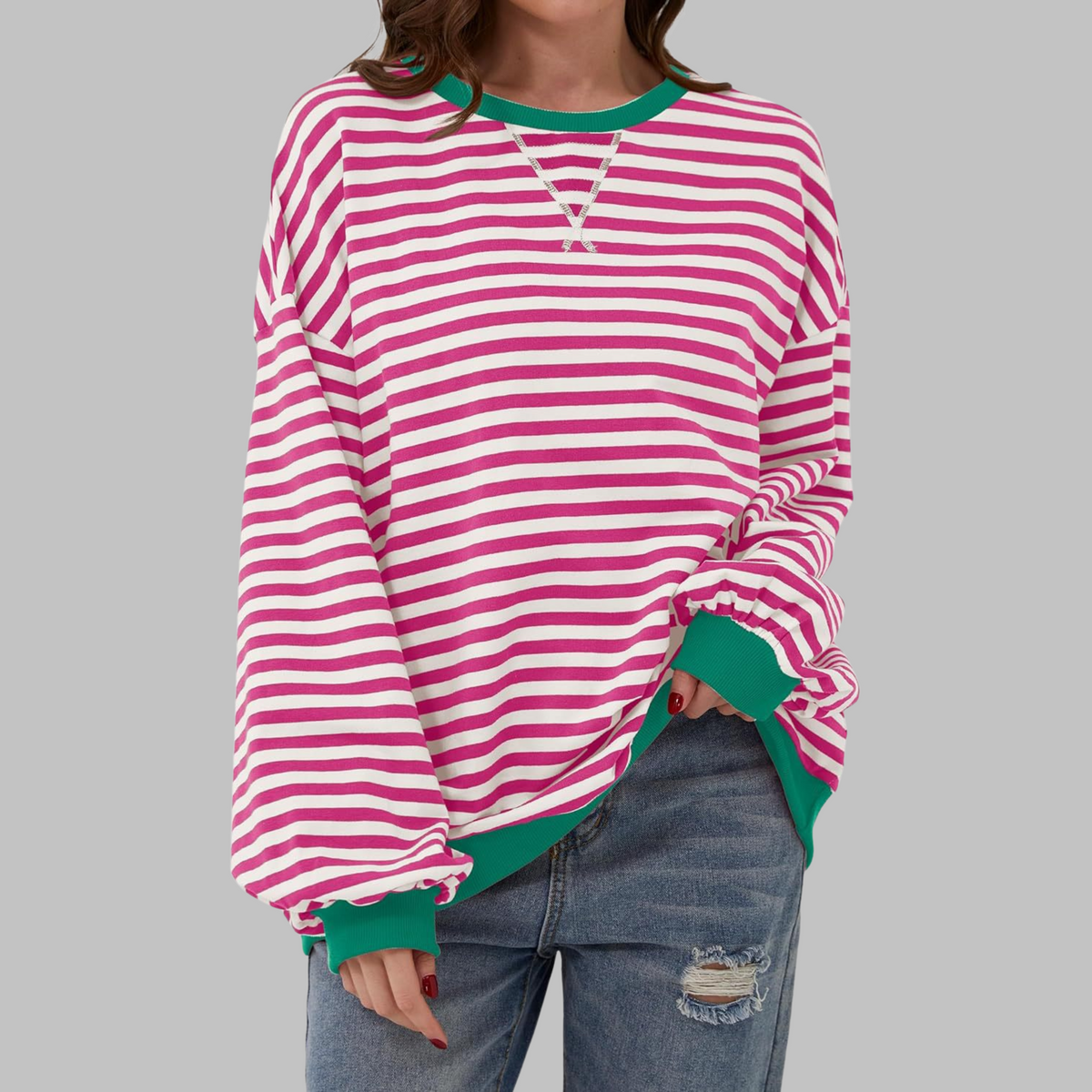 Sweatshirt rose à rayures Danoir Paris, à manches longues et col rond, style décontracté et confortable.