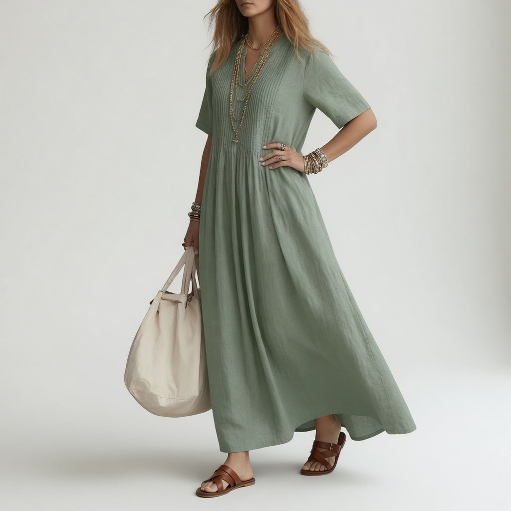 Robe longue en coton Pélagie™ de Danoir Paris, vert clair avec col en V, style estival léger et confortable.