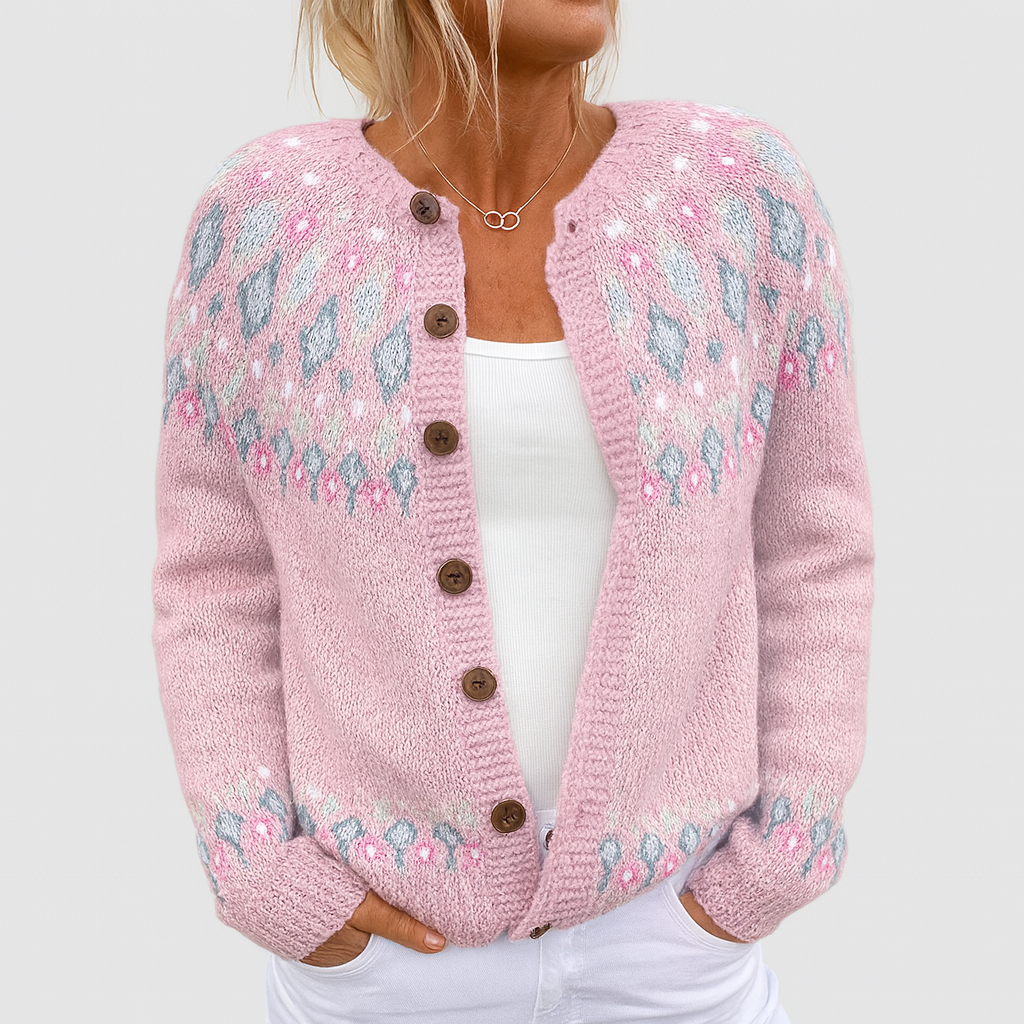 Cardigan tricoté lâche Danoir Paris Elva avec motif, vue de face, tissu doux et design élégant.