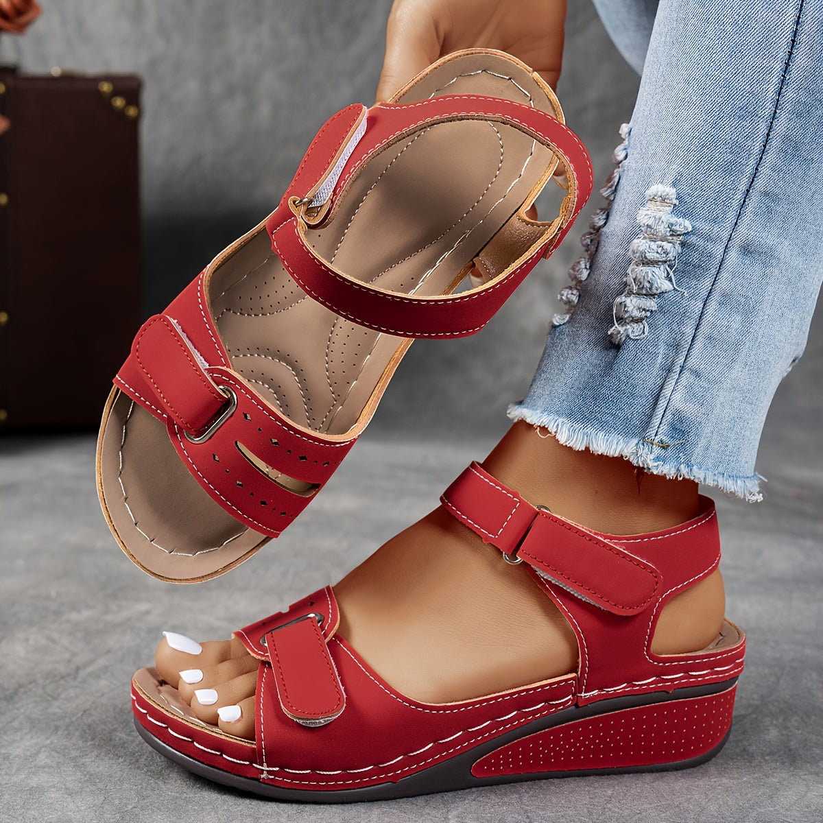 Sandales ergonomiques élégantes Célima par Danoir Paris, chaussures féminines avec design sophistiqué et confort.