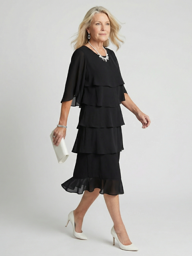 Robe midi à couches en bleu royal Brent de Danoir Paris, avec style élégant et détails en couches pour un look sophistiqué.