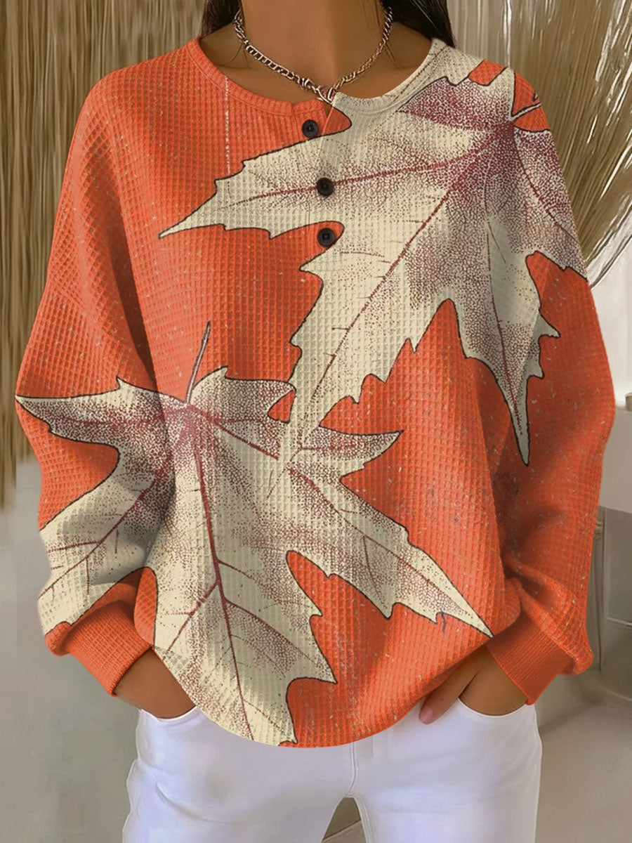 Écharpe élégante Joséphine™ de Danoir Paris avec motifs sophistiqués, alliant chaleur et beauté de luxe.