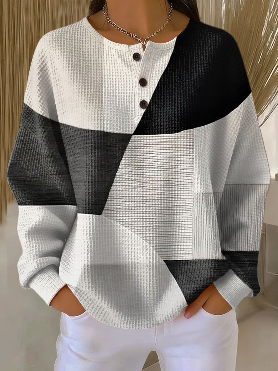 Léonie™ Danoir Paris vêtement simple et chaleureux, tissu doux et confortable visible sur cette image.