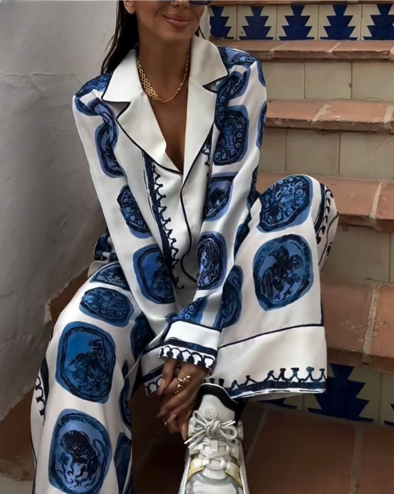 Ensemble chic décontracté Lizette de Danoir Paris, vue d'ensemble avec détails du tissu élégant et style confortable.