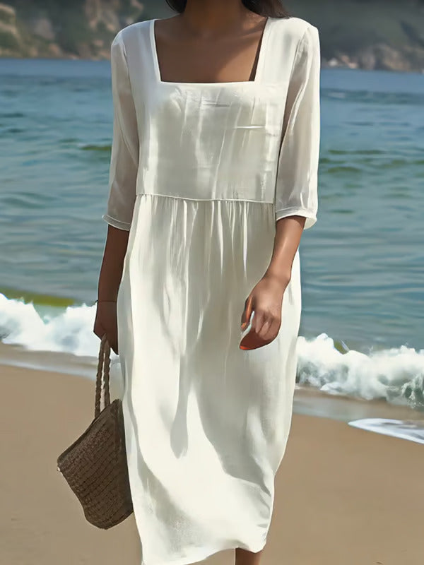 Robe en lin décontractée Lunelle par Danoir Paris, silhouette fluide, couleur naturelle, portée estivale élégante et confortable.
