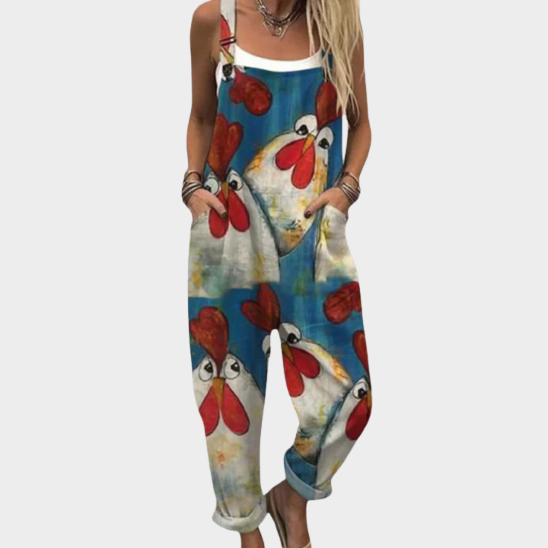 Salopette imprimée confortable de Danoir Paris, vêtement ample avec motif coloré, portée pour un style décontracté.