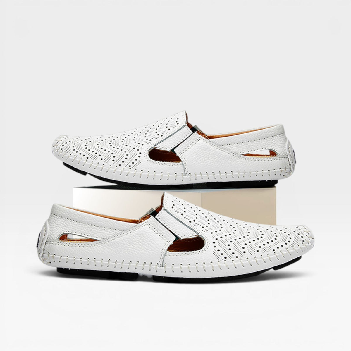 Sandales pour hommes Danoir Paris en cuir perforé, style italien, sandales d'été décontractées à enfiler, couleur marine.