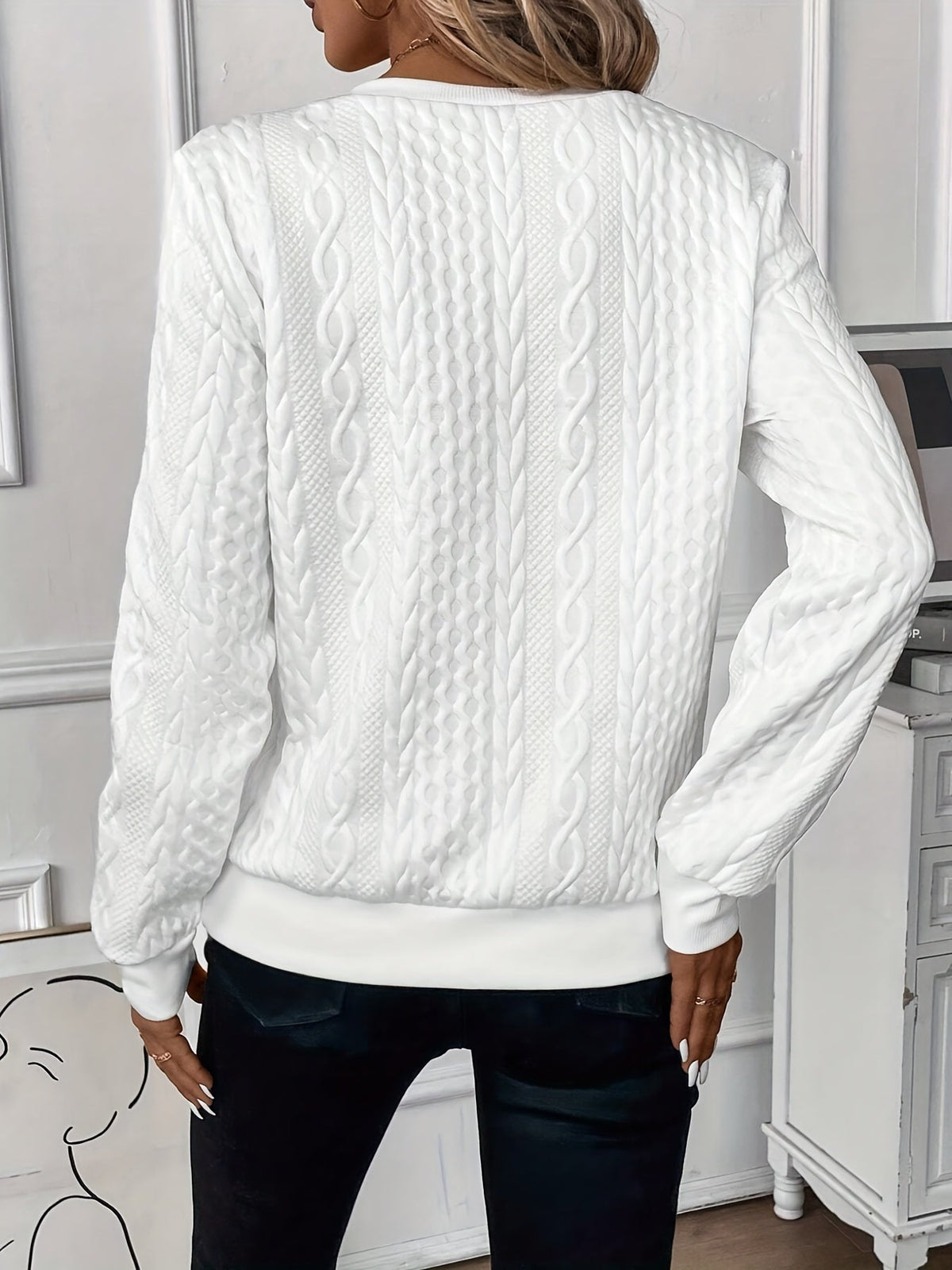 Pull à zip blanc Danoir Paris Lucia, élégant tricot en laine, vue de face avec col montant et fermeture éclair.