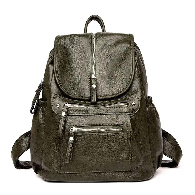 Sac à dos Danoir Paris Colette, élégant et chic, en vert avec détails sophistiqués, idéal pour un style tendance et pratique.