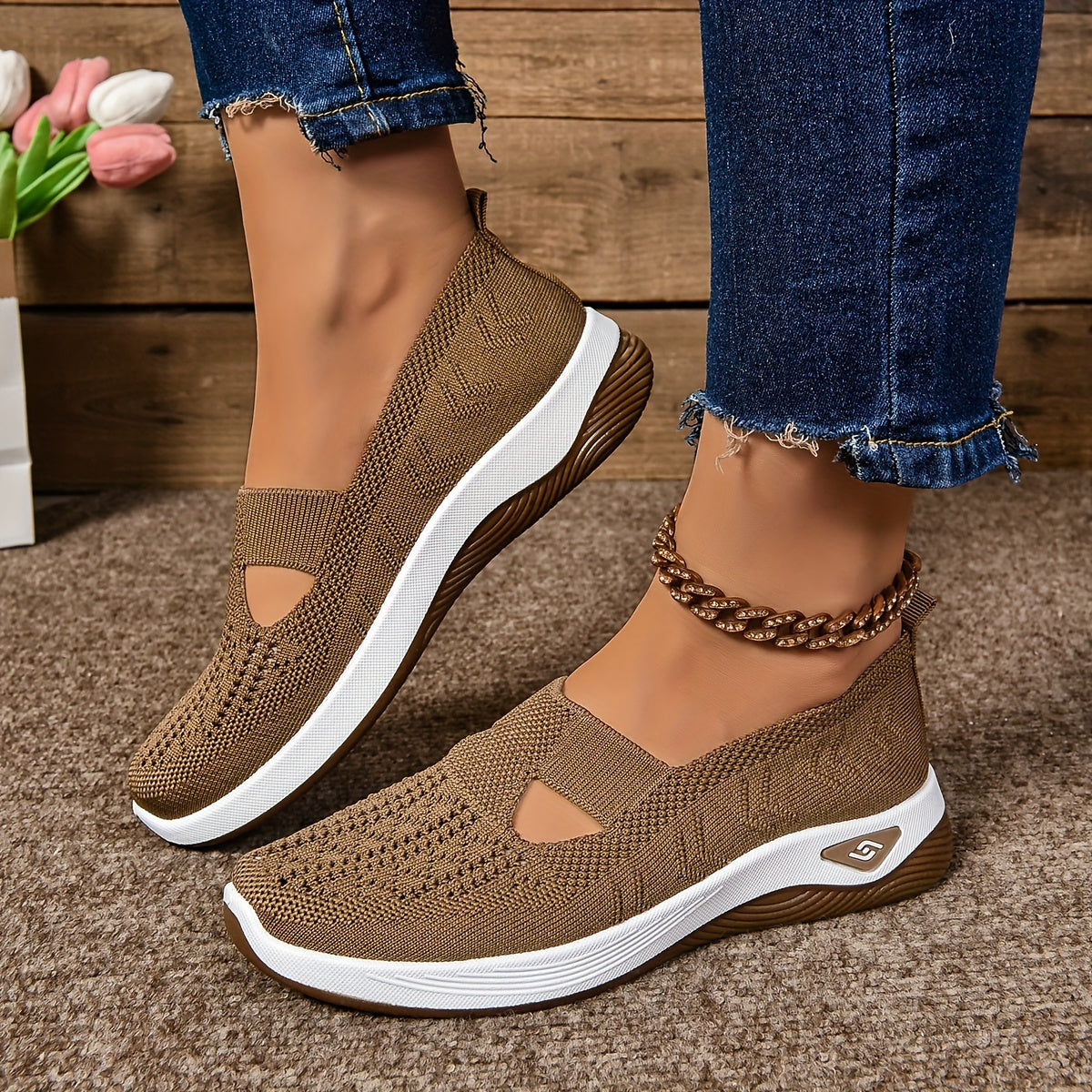 Chaussures antidérapantes Danoir Paris avec semelles offertes, en cuir noir, vue de face, confort et sécurité assurés.