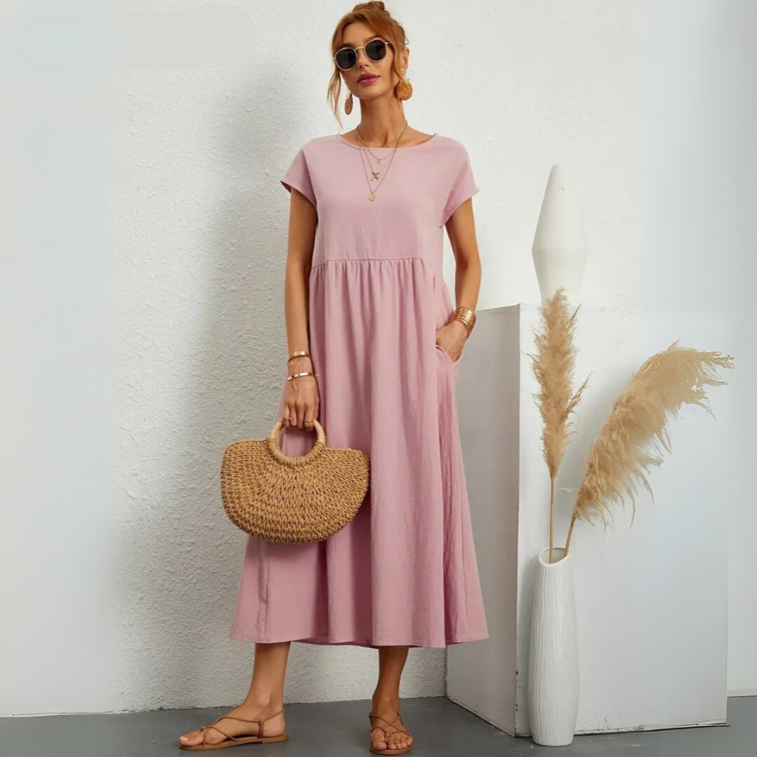 Robe midi décontractée en coton Isla pour femmes, de la marque Danoir Paris, avec un style confortable et élégant.