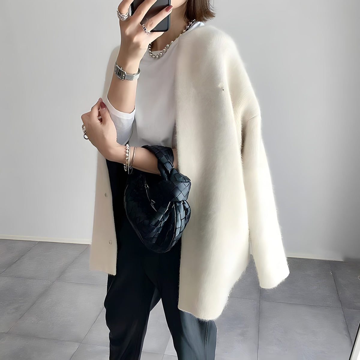 Cardigan élégant pour femmes Danoir Paris Whitney en marron avec boutons, pull chaud et sophistiqué, taille XS.