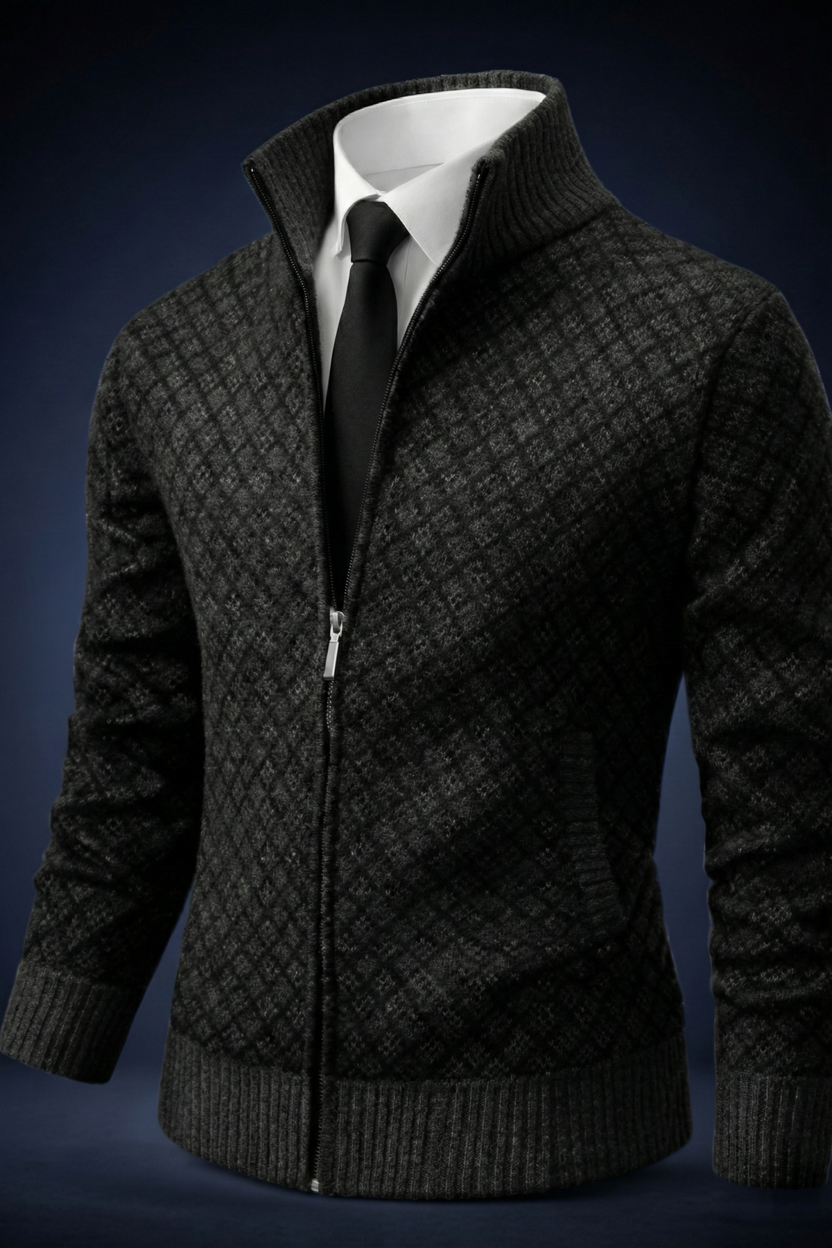 Cardigan décontracté de luxe Oliver de Danoir Paris, en noir, taille XS, en tissu doux et élégant.