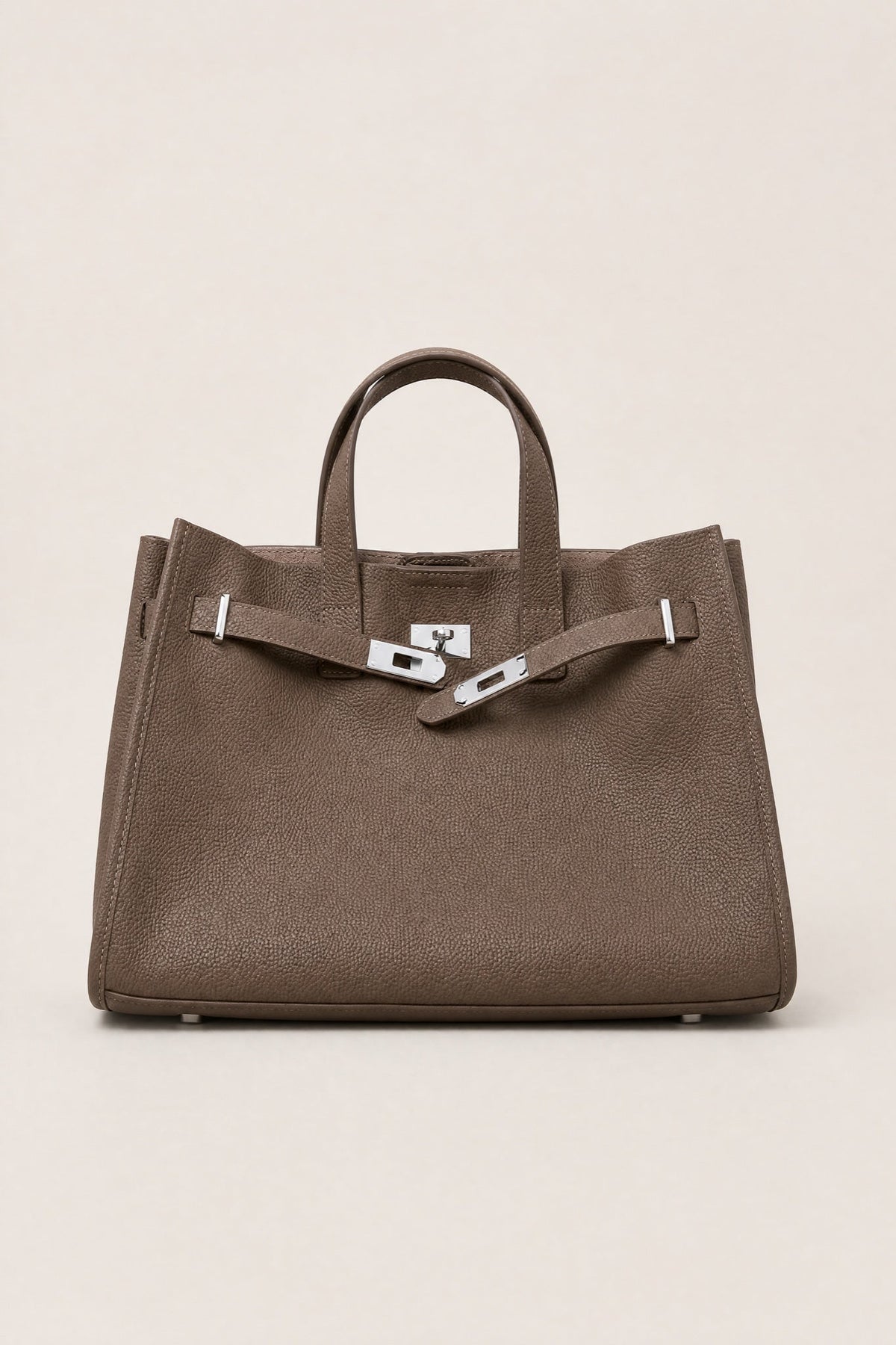 Sac tote Meridian de Danoir Paris en brun café, vue de face avec poignée en cuir et design élégant.