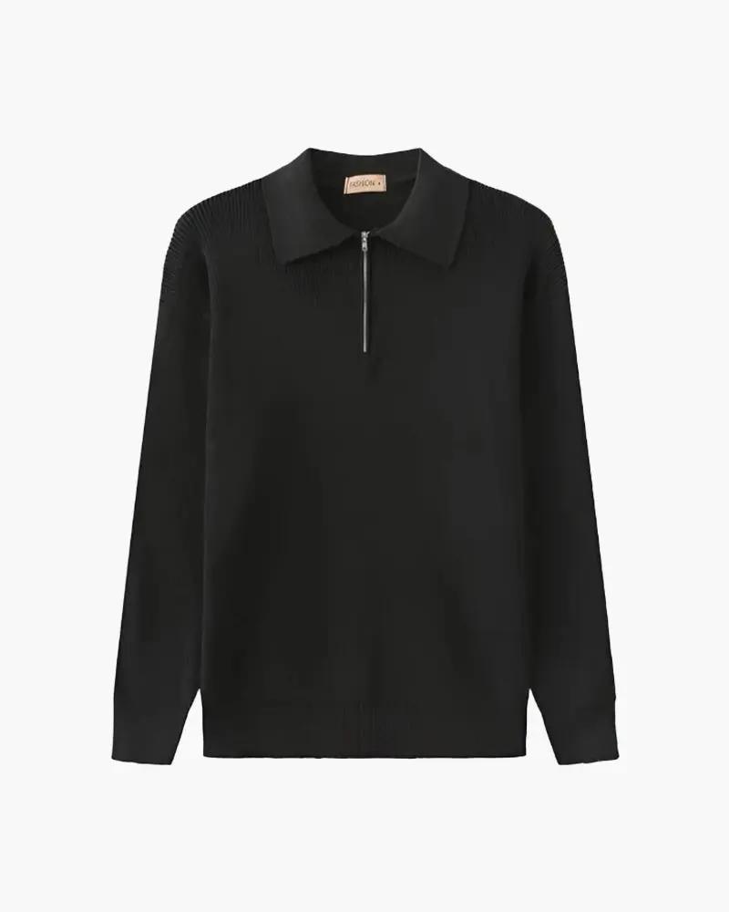 Pull à col zipé Old Money Cesare à manches longues, en tissu noir avec col mi-haut, porté sur mannequin.