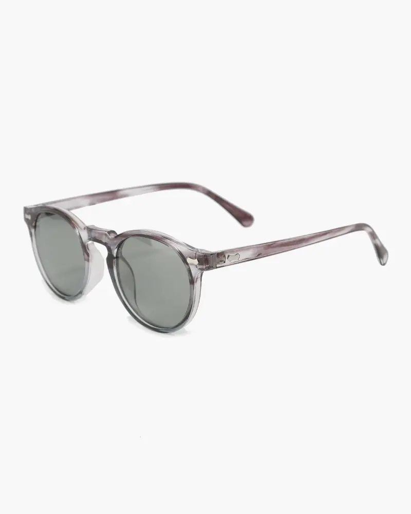 Lunettes de soleil Old Money polarisees avec monture en acétate, verres foncés et design élégant.