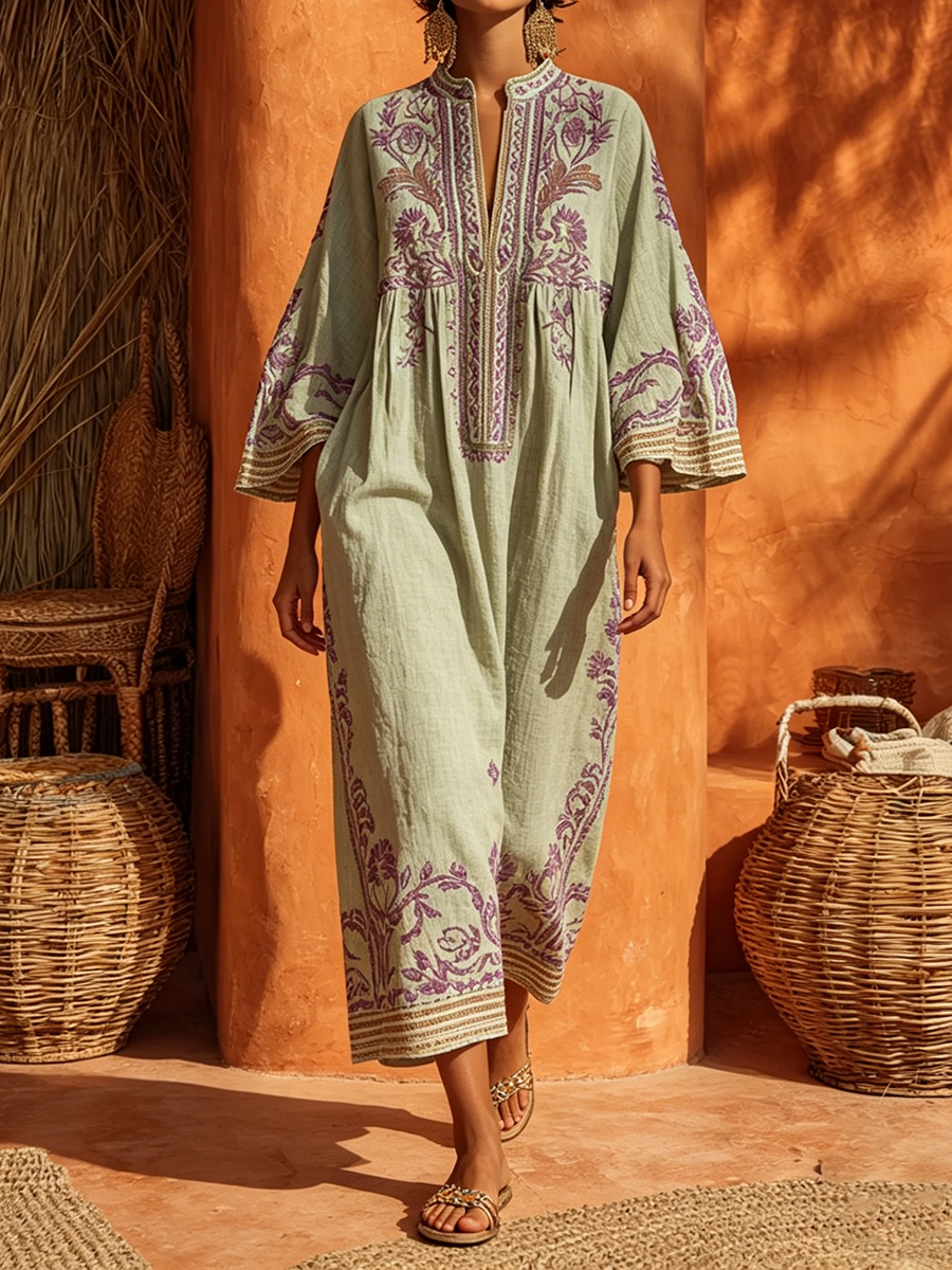 Robe longue méditerranéenne Elena™ de Danoir Paris, maxi dress légère avec motif coloré et décolleté en V, portée fluide et élégante