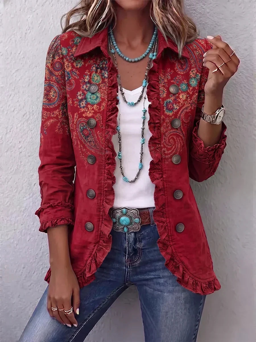 Veste bohème Charlotte Danoir Paris avec motif paisley rouge et volants, style élégant et décontracté.