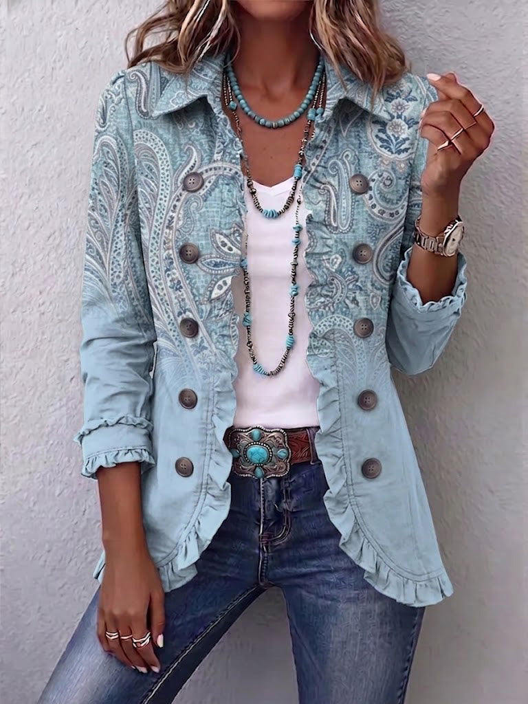 Veste paisley vintage Émilie de Danoir Paris en bleu ciel avec volants, détail élégant et motif rétro.