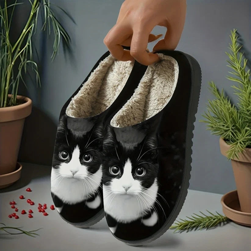 Chaussons à enfiler Danoir Paris avec imprimé de chats pour femmes, doux et confortables, en tissu.
