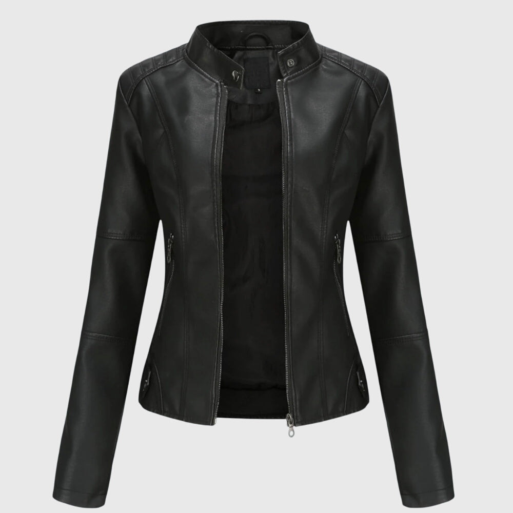 Veste en cuir élégante pour femmes Giorgina™ de Danoir Paris, coupe sophistiquée et finition soignée, portée sur un mannequin.