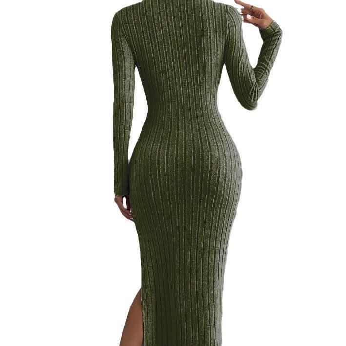 Robe longue tricotée pour femmes Lina de Danoir Paris, manches longues, coupe élégante, tissu doux et confortable.