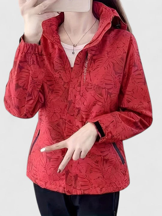 Veste élégante Thanyelle de Danoir Paris, en tissu noir avec détails sophistiqués, vue de face sur fond blanc.