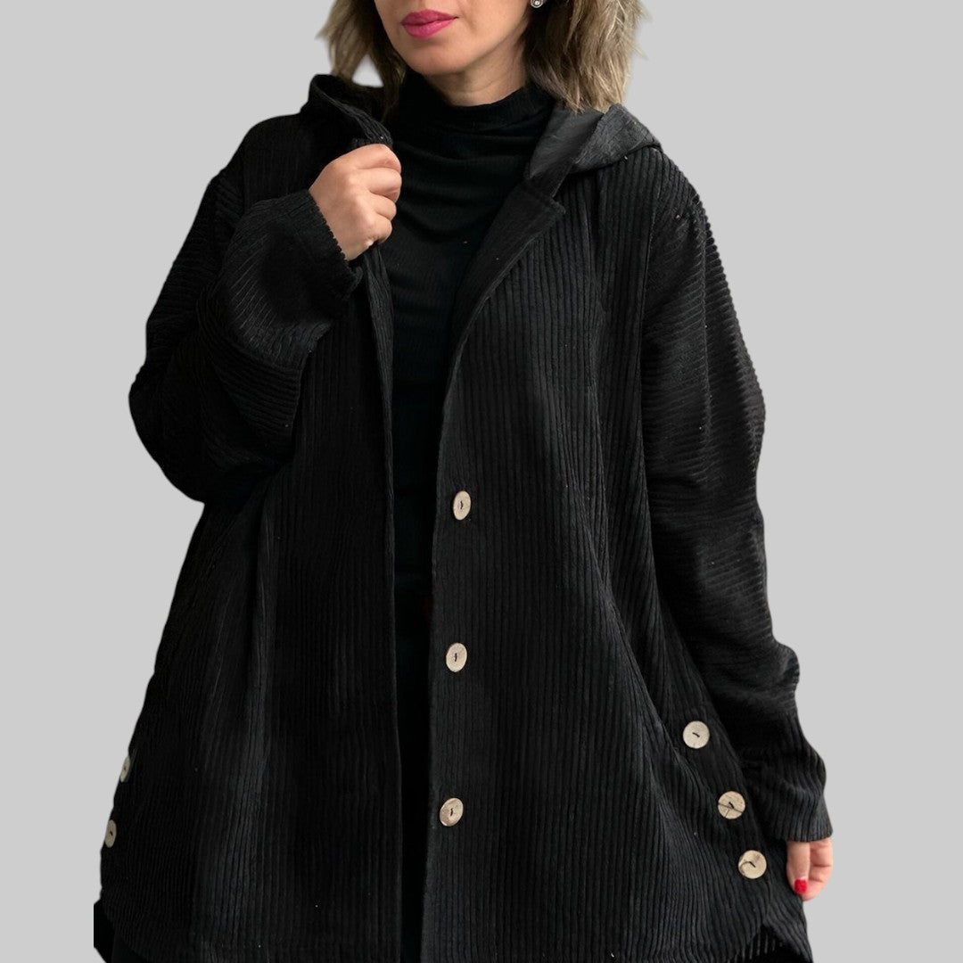 Veste matelassée Cordia™ de Danoir Paris, en tissu chaud et élégant, avec fermeture éclair et col montant.