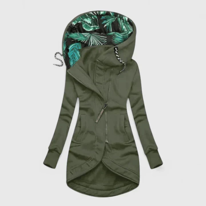 Veste confortable Danoir Paris Annalysiah en tissu doux, vue de face, avec col et manches longues, style casual élégant.