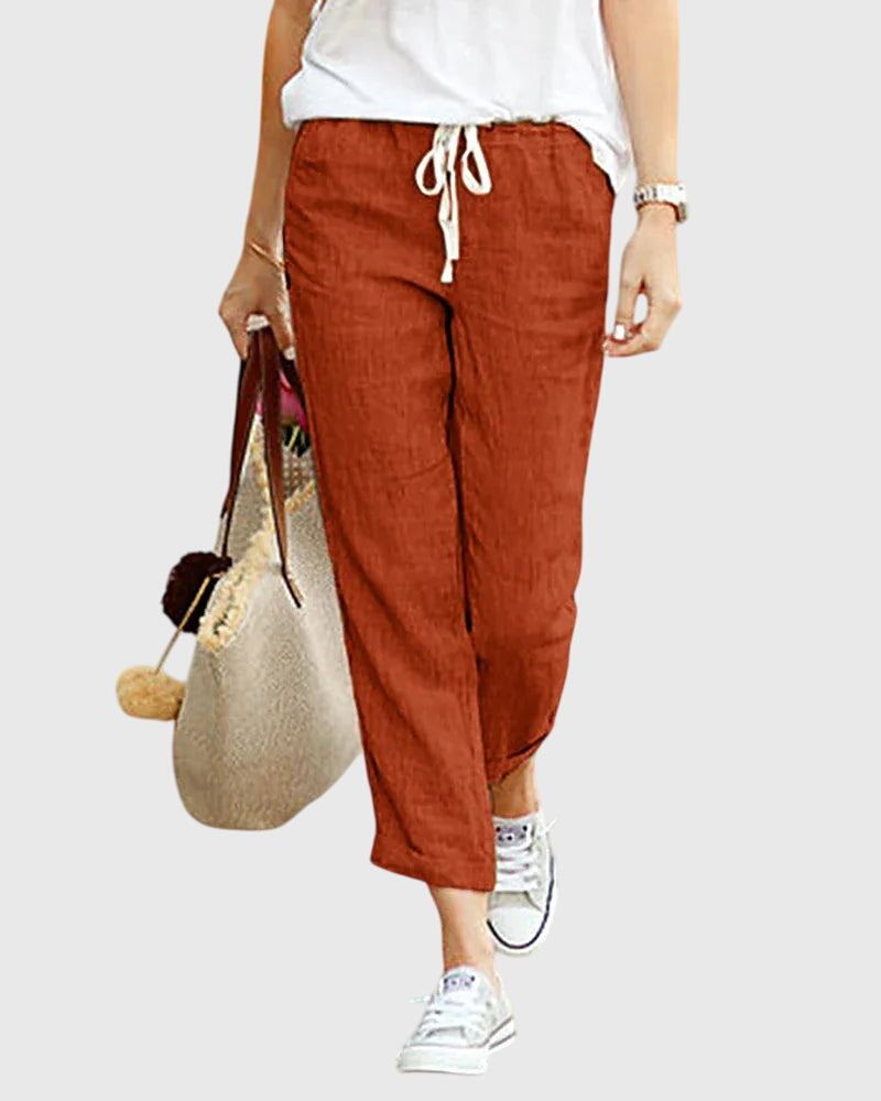 Pantalons d'été élégants Zanra™ de Danoir Paris, tissu léger et coupe moderne, adaptés pour un style chic et décontracté.