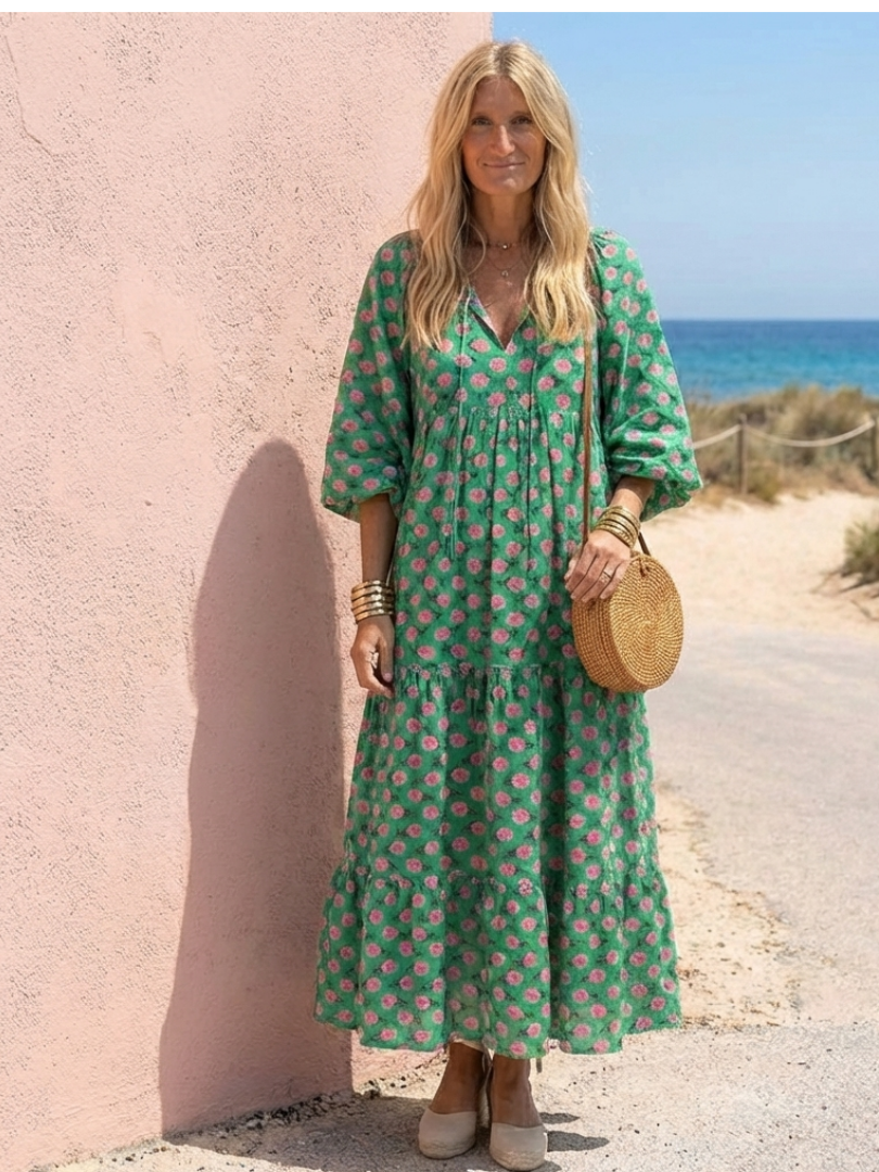 Fiora | Robe midi à motifs floraux avec décolleté en V