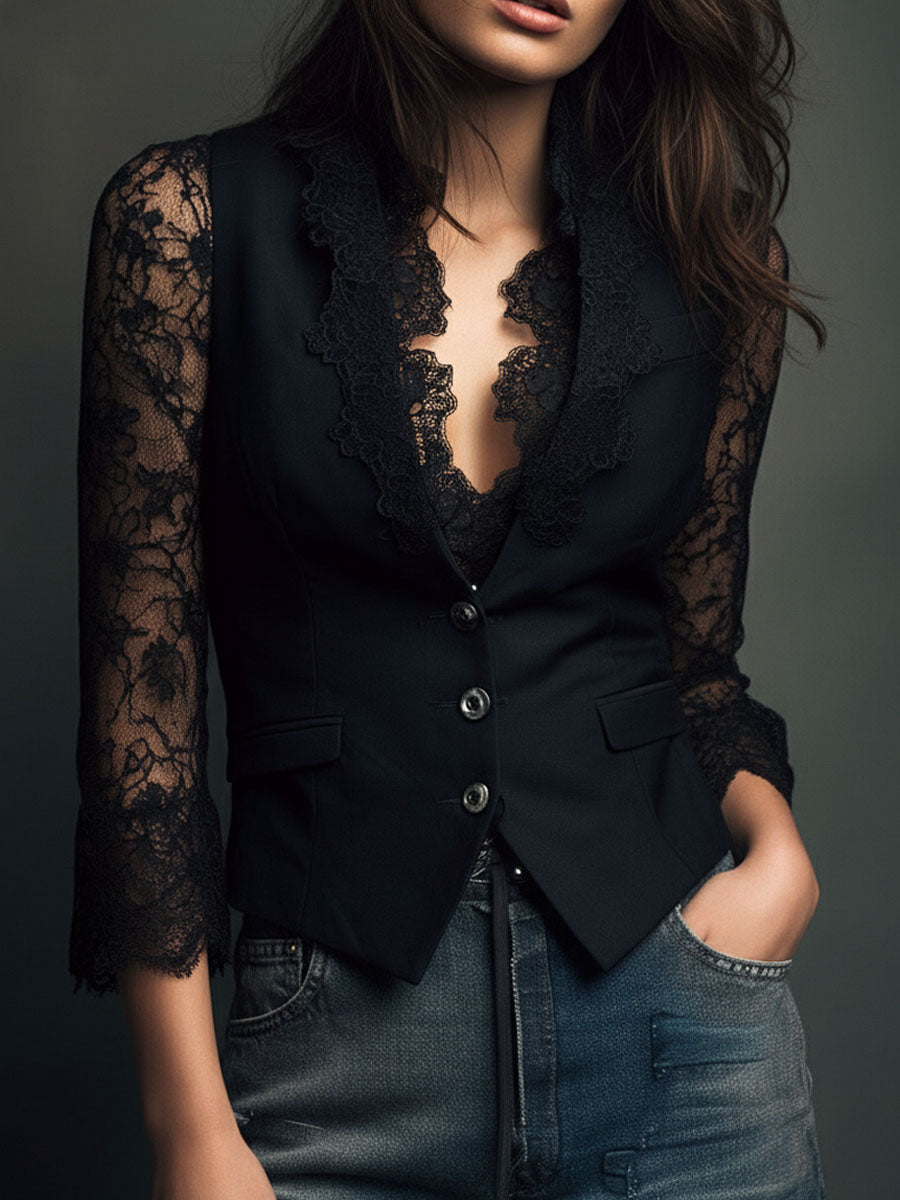 Blazer noir Danoir Paris Noémie avec manches semi-transparentes, coupe élégante et détails modernes pour un style chic.