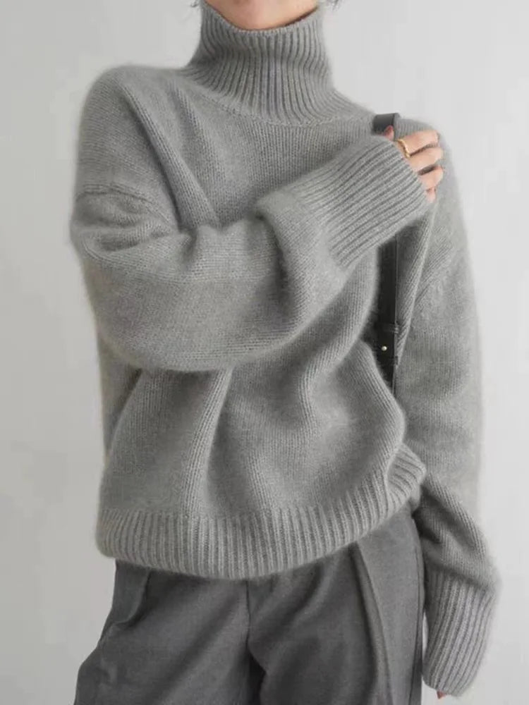 Pull col roulé en cachemire Danoir Paris, tricot chaud et doux pour femmes, parfait pour l'automne et l'hiver, style élégant.