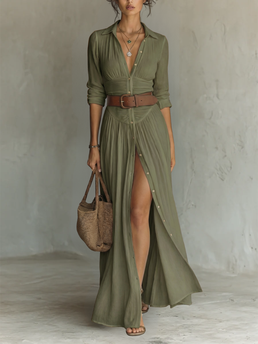 Robe longue Valérie Danoir Paris à col à revers et manches longues, tissu fluide et élégant, portée sophistiquée pour femme.