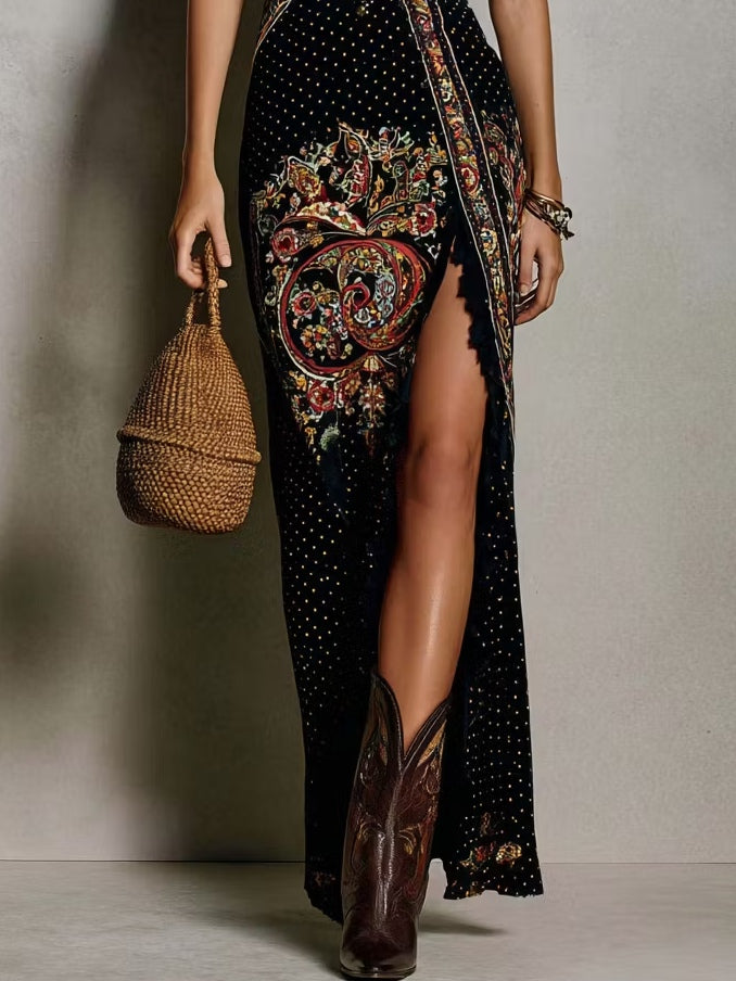 Robe imprimée style bohème avec décolleté en V profond et fente haute