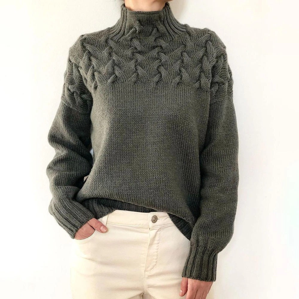 Pull col roulé chaud pour femmes Danoir Paris, laine grise, confortable et élégant, idéal pour l'hiver.