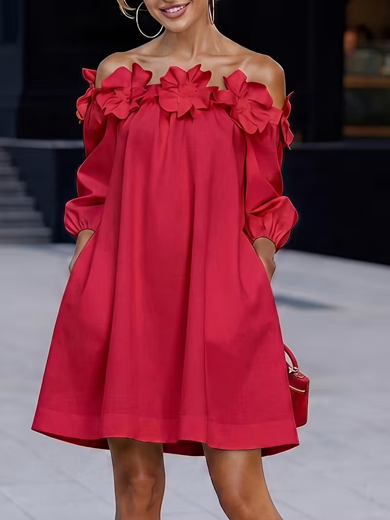 Robe à bretelles dénudées Danoir Paris Rhoda avec appliqué floral, vue de face sur fond blanc.