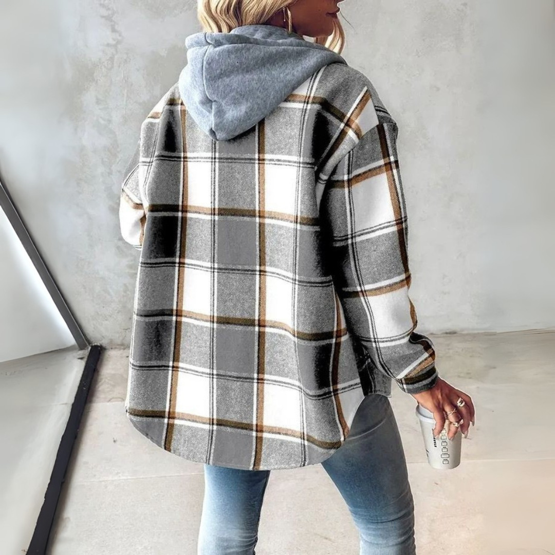 Veste d'automne MARTINA™ de Danoir Paris, en tissu léger avec col droit et fermeture à boutons.