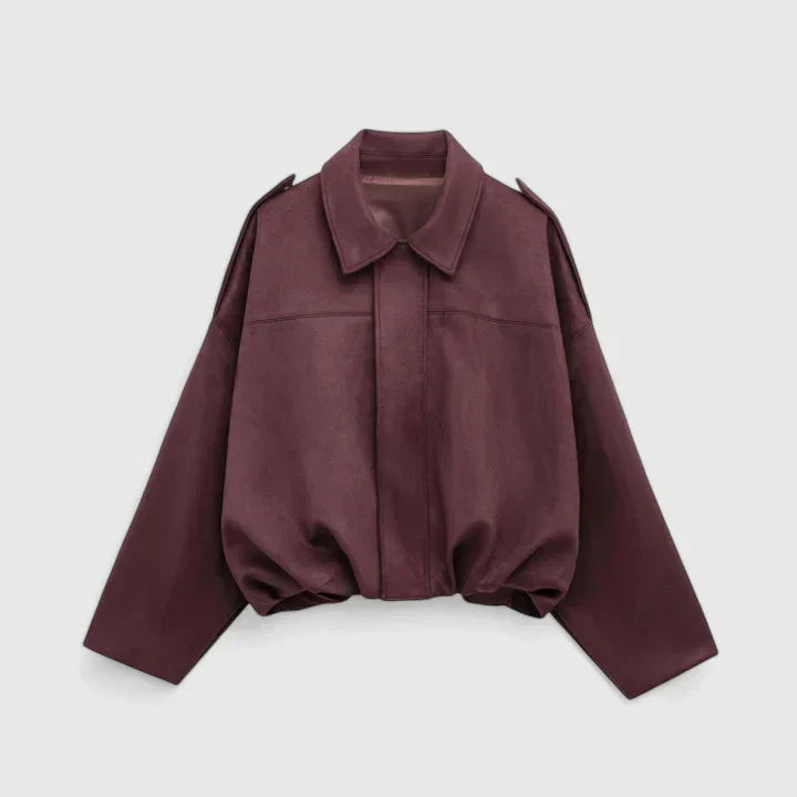 Veste confortable Danoir Paris Chrystiah, en tissu doux, avec fermeture éclair et col montant, vue de face sur fond blanc.