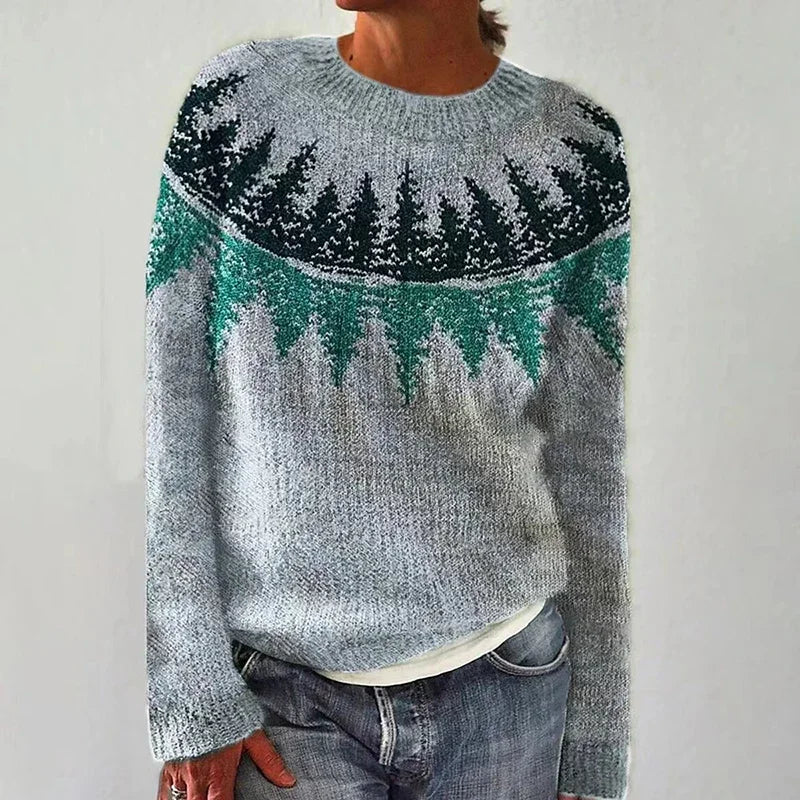 Pull classique en maille Cate de la collection #1752, fabriqué par Danoir Paris, en tricot gris avec col rond.
